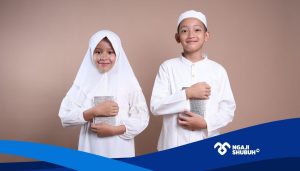 Menanamkan Adab pada Anak sejak Dini